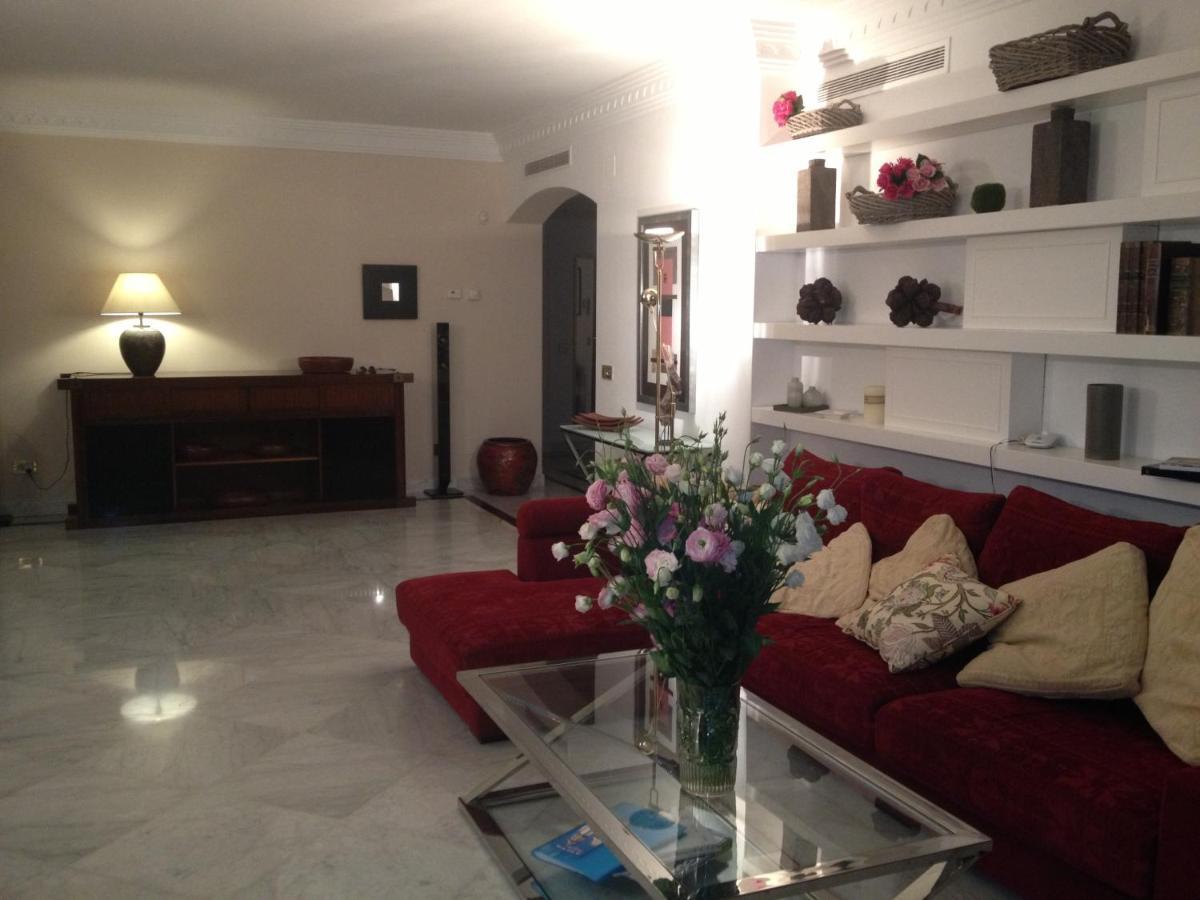 Apartment Stunning 175 M2 With Terrace And Jacuzzi Marbella